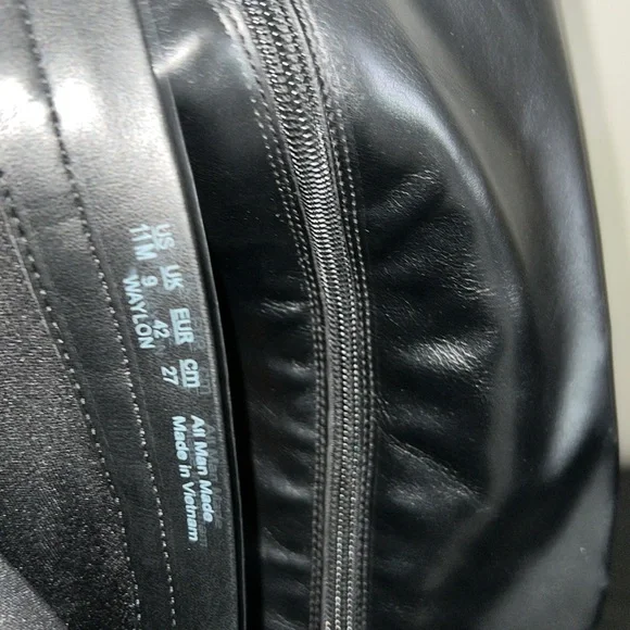 Naturalizer Waylon Knee High Boots - Picture 7 of 7